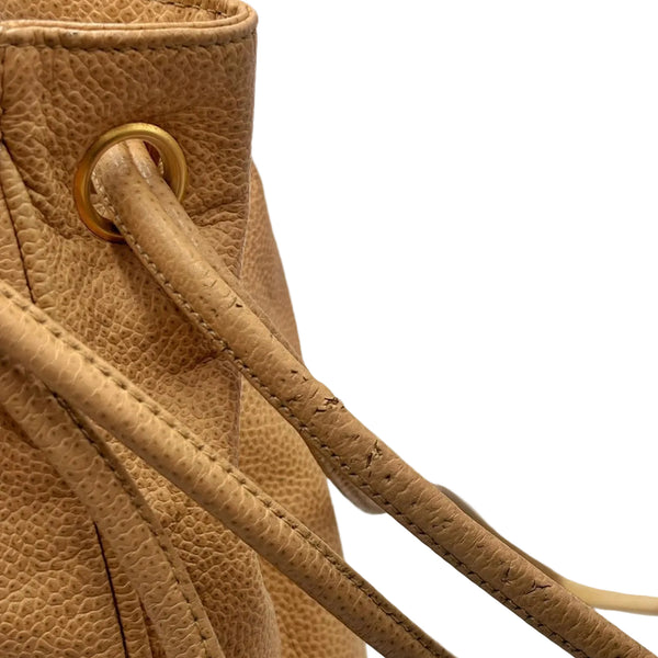 Chanel Caviar Drawstring Bucket Bag Beige (Pre-owned) 4HTX3Y7