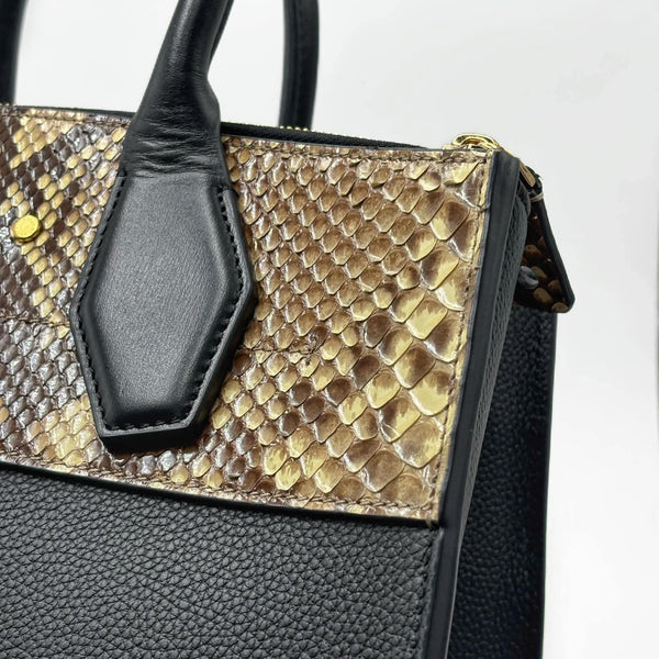 Louis Vuitton  Python/Leather City Streamer MM Noir (Like new) CMTJ609