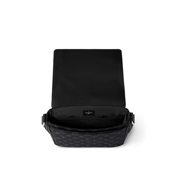 Louis Vuitton District PM M46255 NV3 Shoulder bag (Pre-owned)