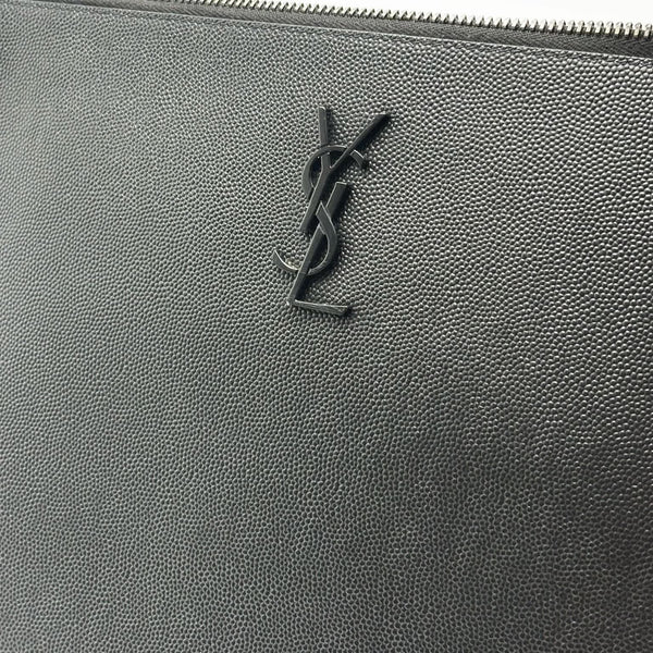 Saint Laurent Grain De Poudre Monogram Monochrome iPad Case Black (Like new) 87VWTG