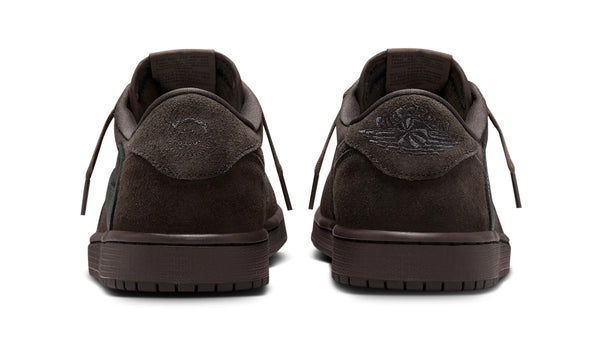 Jordan 1 Retro Low OG SP
Travis Scott Velvet Brown