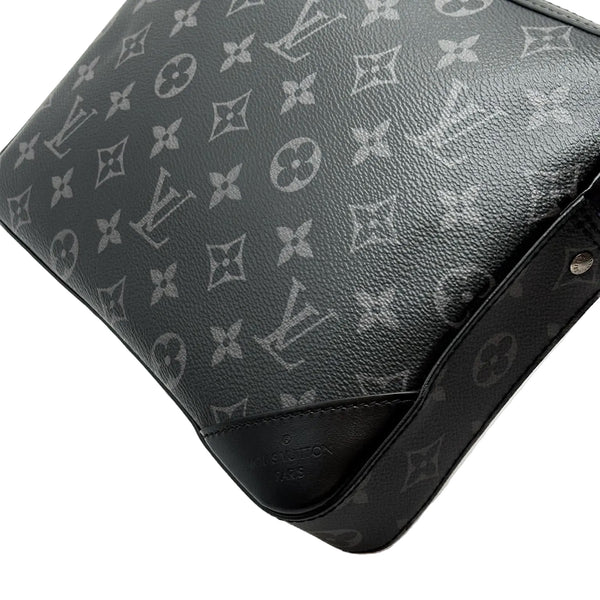 Louis Vuitton Trio Messenger Monogram Shadow Leather (Like new) YTMV3G8