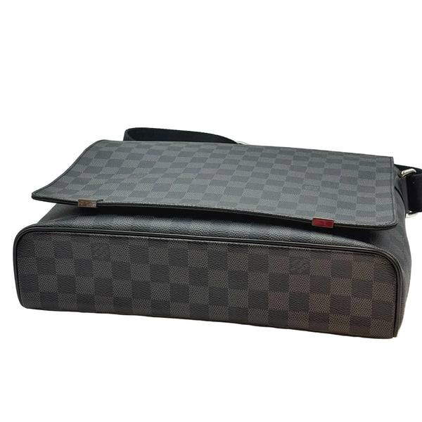 Louis Vuitton Messenger District Damier Graphite MM Black (Like new)