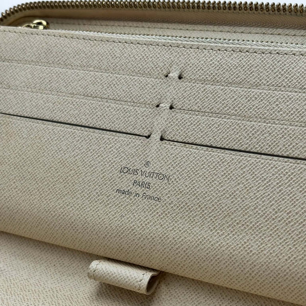 Louis Vuitton Damier Azur Canvas Zippy Organizer Wallet (Pre-owned)