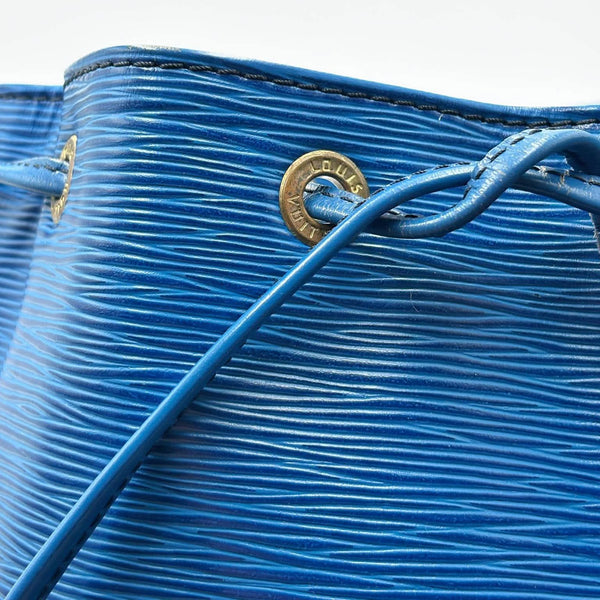 Louis Vuitton Toledo Blue Epi Leather Petit Noe Bag (Pre-owned) R2VDR9J
