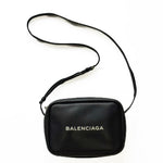 Load image into Gallery viewer, Balenciaga Everyday Camera Bag S Black (Like new) MDB4WC3
