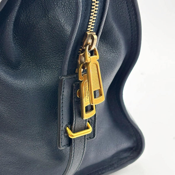 Saint Laurent Navy Blue Leather Medium Cabas Chyc Tote (Pre-owned) XQ6MTWG
