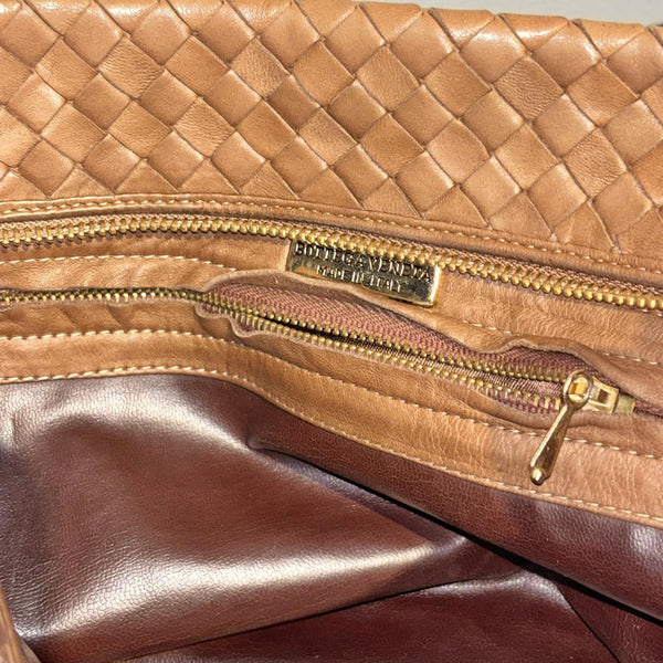 Bottega Veneta Beige Intrecciato Woven Leather Pouch Clutch Bag (Pre-owned)