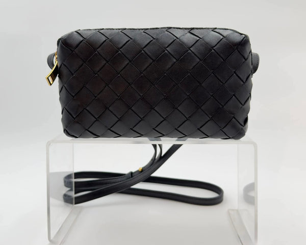 Bottega Veneta Intrecciato Crossbody Bag Gold-tone Black (Like new)