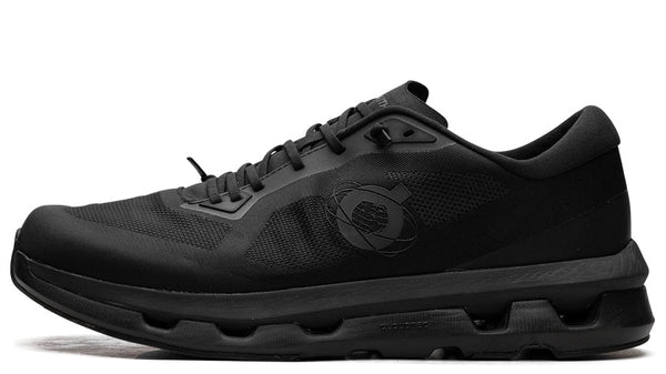 On Running Cloudzone Kith Black