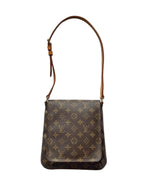 Load image into Gallery viewer, Louis Vuitton Monogram Canvas Musette Salsa Bag (Like new) BGT3DWK
