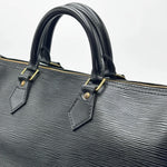 Load image into Gallery viewer, Louis Vuitton Black Epi Leather Speedy 35 Bag Black (Like new) 2BD3WTQ
