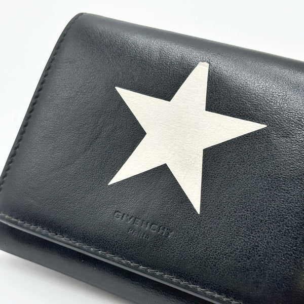 Givenchy Pandora Mini Wallet (Pre-owned)