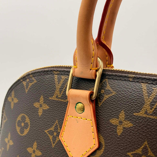 Louis Vuitton alma PM Monogram Canvas Handbag (Pre-owned) B96MWXC