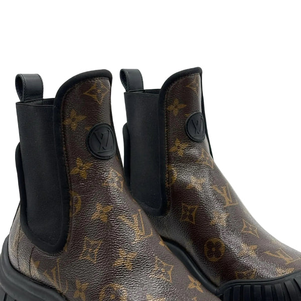 Louis Vuitton Patent Monogram Ruby Flat Ankle Boots Black (Like new)