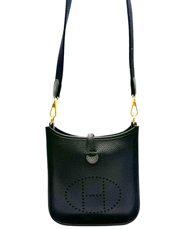 Hermès Taurillon Clemence Evelyne TPM Black (Like new) YCG94G3