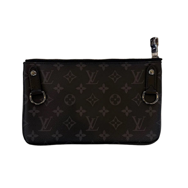 Louis Vuitton Trio Messenger Monogram Eclipse (Like new)