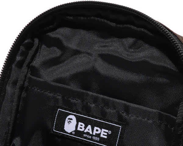 A BATHING APE Men Shoulder Bags
1st Camo Phone Bag