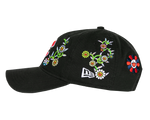 Load image into Gallery viewer, New Era x Takashi Murakami x MLB World Tour Tokyo Series 2025 New Era 9Twenty Cubs Strapback Hat Black
