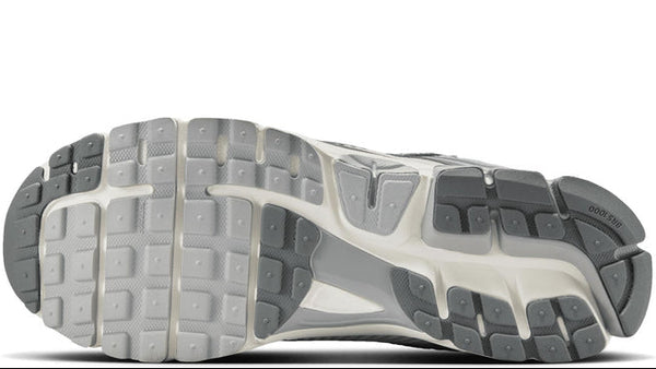 Nike Zoom Vomero 5 Summit White