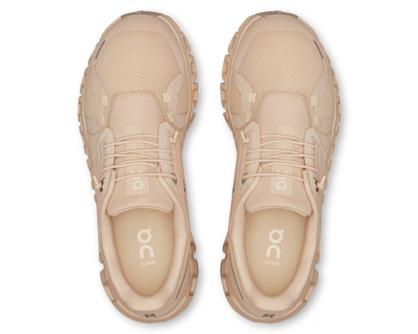 On Running Cloud 6 Sand Sand (Women’s)