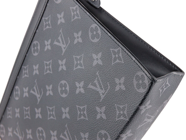 Louis Vuitton Black Monogram Toiletry 26 Pouch "Like New"