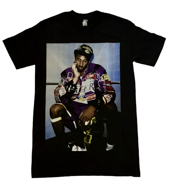 KOBE BRYANT- CHAMPIONSHIP PHOTO - T-SHIRT  BLACK