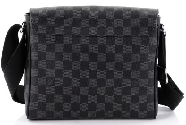 Louis Vuitton Messenger District Damier Graphite NM Black (Pre-owned) "Rank A"
