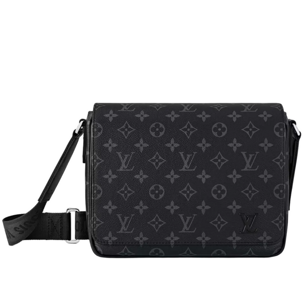 Louis Vuitton District
PM Monogram Eclipse (Like new)