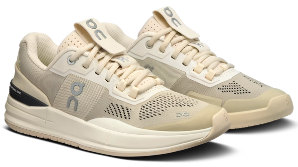 On The Roger Pro Sand Ivory (Women's)