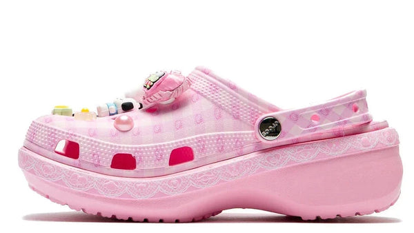 Crocs Classic Platform Clog Hello Kitty and Friends (Women's)
