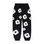 Load image into Gallery viewer, Denim Tears The Cotton Wreath Sweatpants Black
