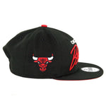 Load image into Gallery viewer, New Era 9FIFTY Chicago Bulls Scripted Turn Snapback Black
