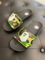 Load image into Gallery viewer, Bape College Slides Camo
